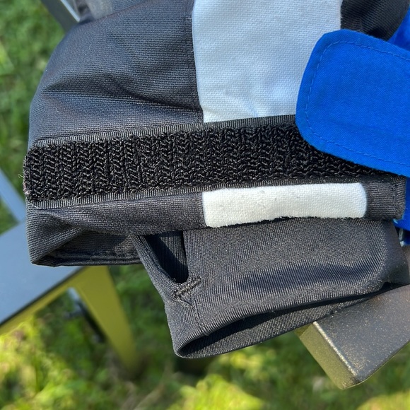 Obermeyer junior ski jacket. Size 14 - Picture 12 of 12